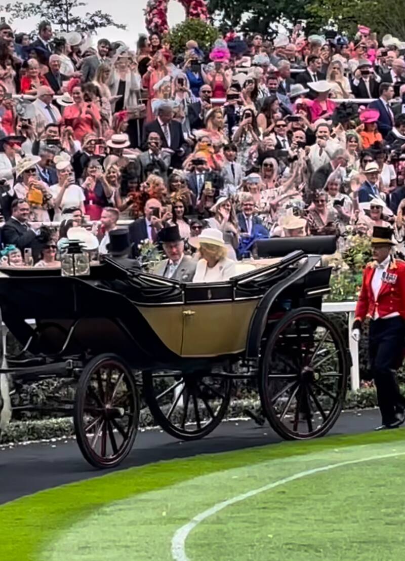 Los reyes en la procesión a Royal Ascot