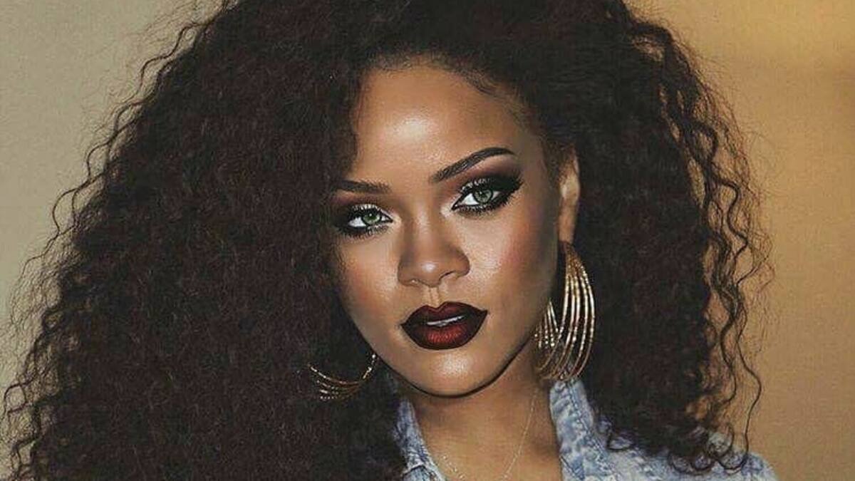 ¡Rihanna es multimillonaria! Esta cantidad acumula en sus cuentas bancarias