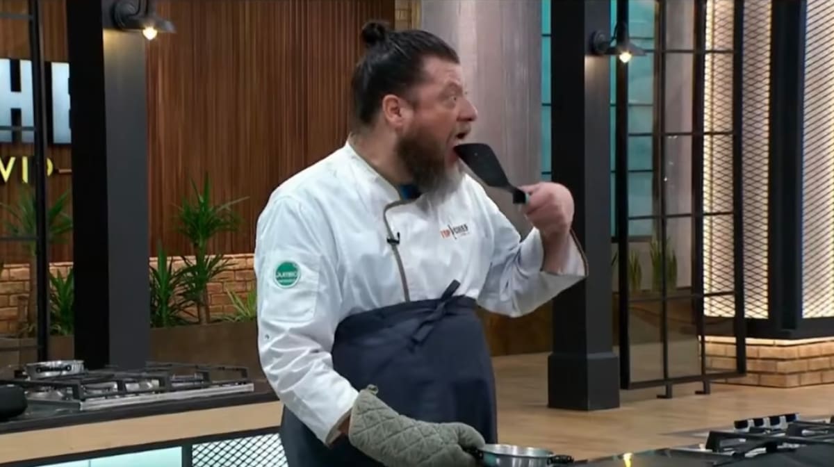 Rodrigo Salinas se convirtió en el primer eliminado de "Top Chef Vip".