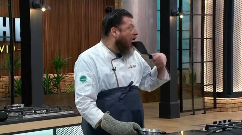 Rodrigo Salinas se convirtió en el primer eliminado de "Top Chef Vip".