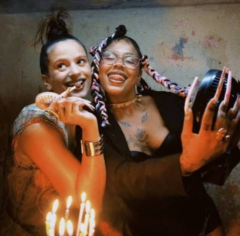 Rosalía y Tokischa Las cantantes muestran el poderío femenino en su nuevo tema. - Créditos: Captura video Linda