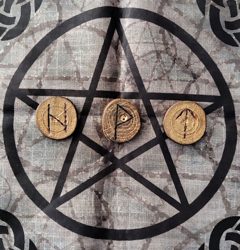 Esta semana son: Hallagaz, Wunjo y Tyr.