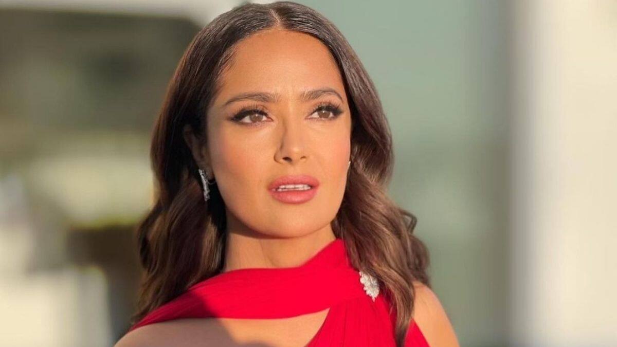 Salma Hayek: 5 looks impresionantes que ha llevado en la alfombra roja
