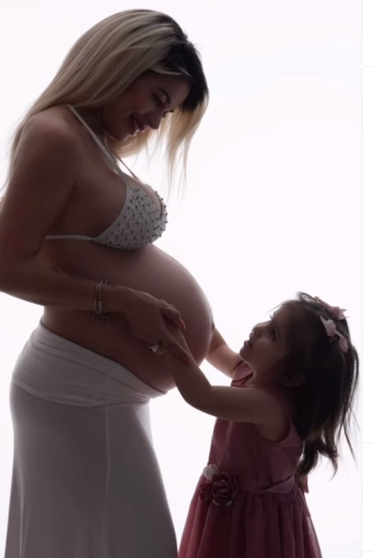 Sandy Boquita junto a su hija Mía. Créditos: Instagram