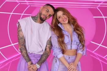 VIDEO: Shakira y Rauw Alejandro, juntos bañándose en un río en Puerto Rico