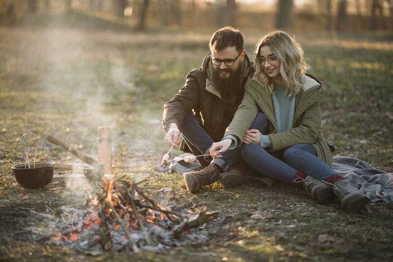 Signos Zodiacales ¿Se puede encender el amor entre los signos de agua y fuego? - Créditos: Freepik