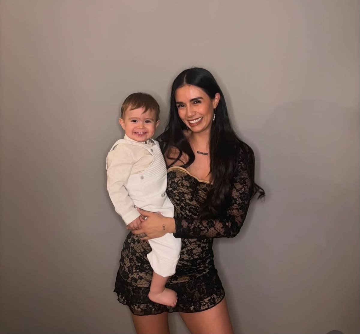 La hija de DJ Méndez optó por un total black.