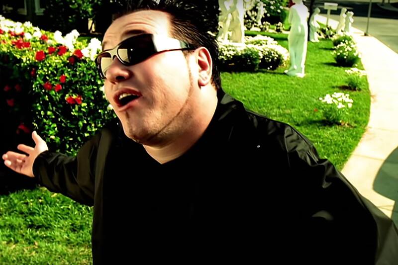 Steve Harwell, cantante de Smash Mouth, murió a los 56 años.