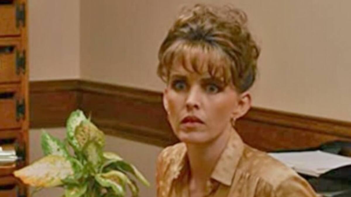 "Eso no es humano": Actriz de "Stranger Things" denuncia que su hijo fue agredido brutalmente