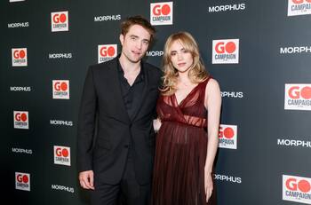 Quién es Suki Waterhouse, actriz, cantante y pareja de Robert Pattinson