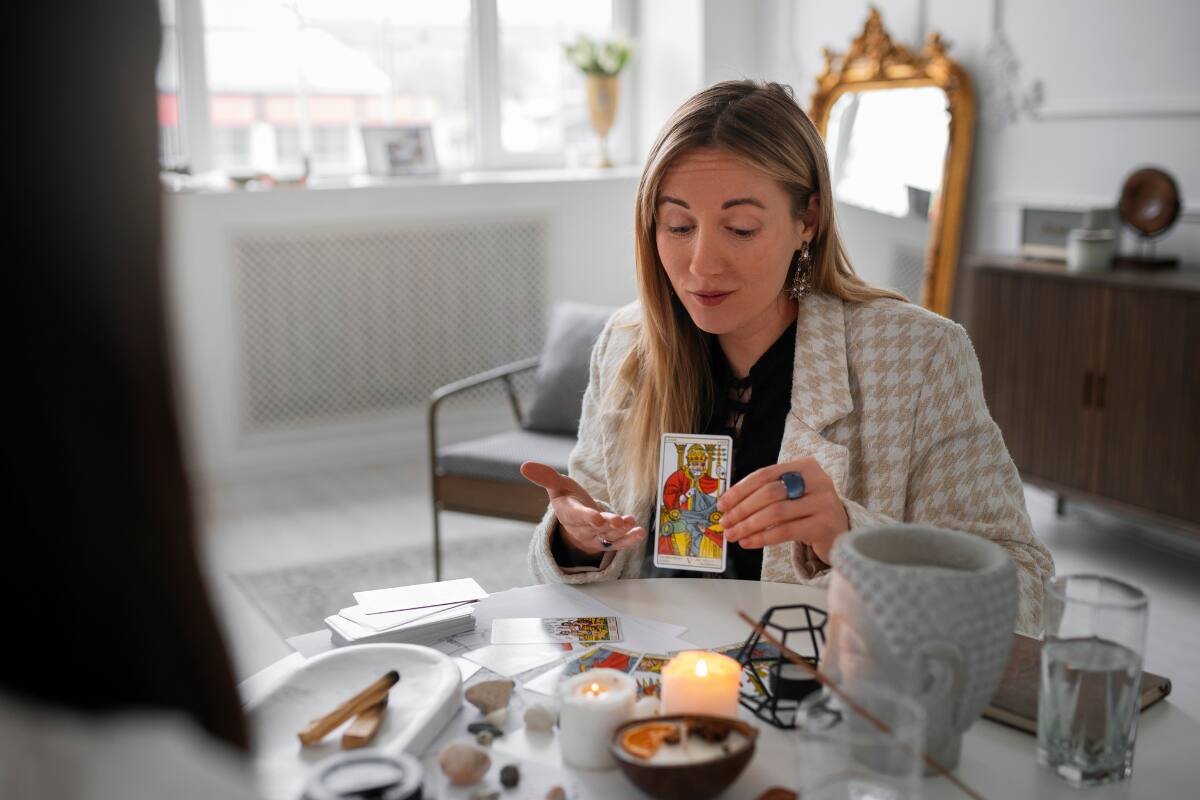 Conoce aquí un consejo del Tarot para este 12 de junio.