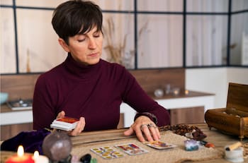 Tarot del día: ¿Quieres un consejo de las cartas para este 30 de mayo? Elige una de las 3 que están disponibles