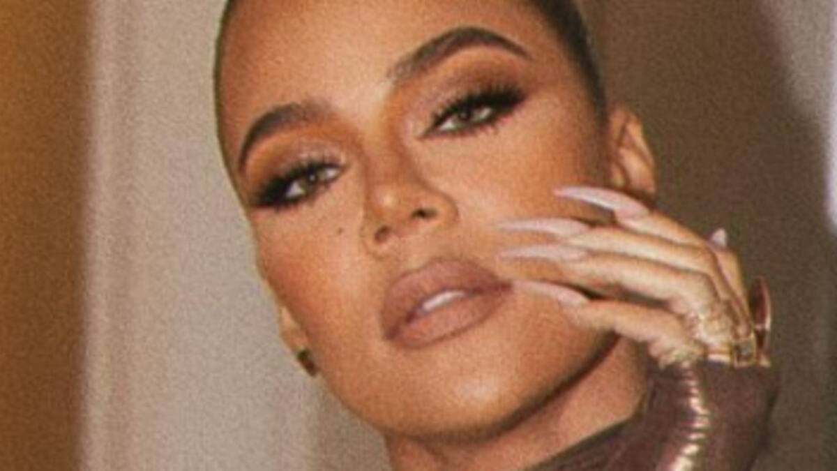 Khloé Kardashian comparte impactante imagen de su rostro tras la extirpación de un tumor