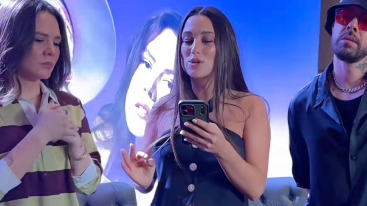 “¿Cómo no se preparan antes?”: Tita Ureta se llenó de críticas tras incómoda pregunta a Jesse & Joy