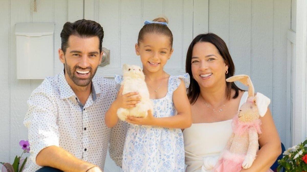 Toni Costa dedica amoroso mensaje a su hija mientras disfruta vacaciones con Adamari Lopez