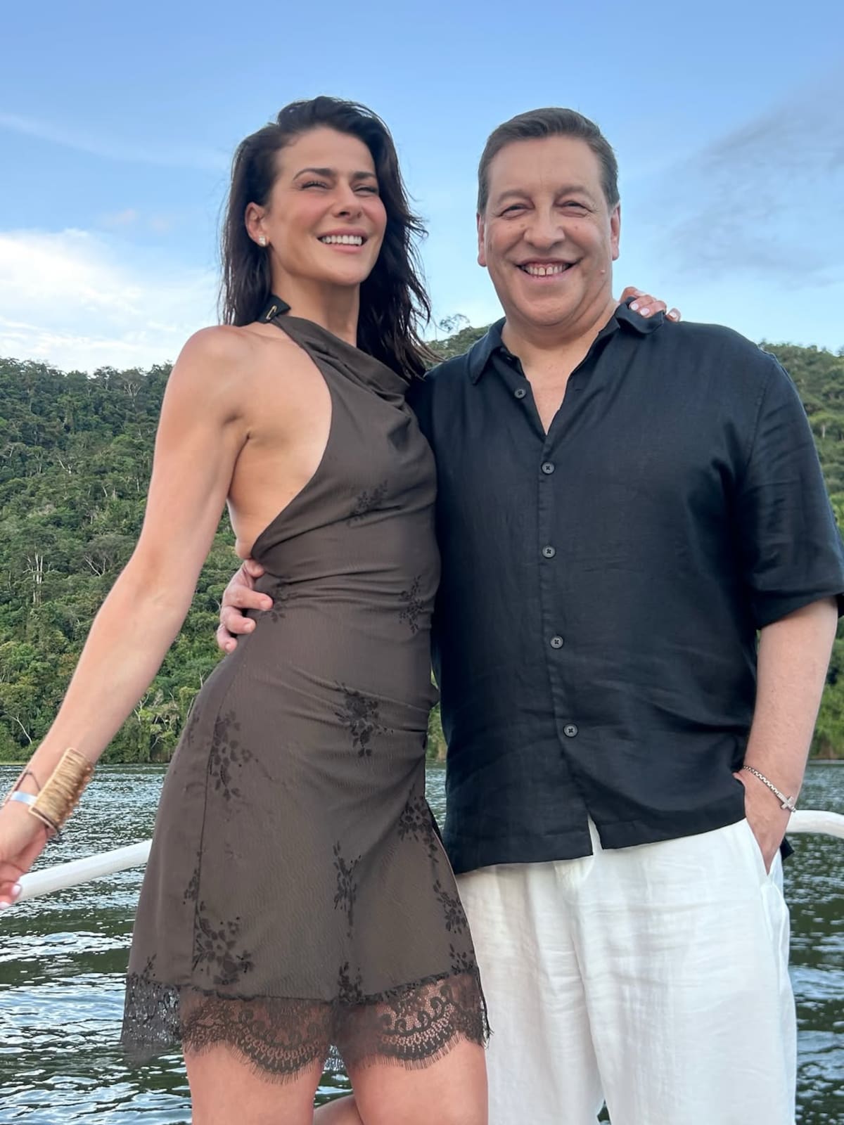 Junto a su compañero de Mega, Julio César Rodríguez. Foto: Instagram.