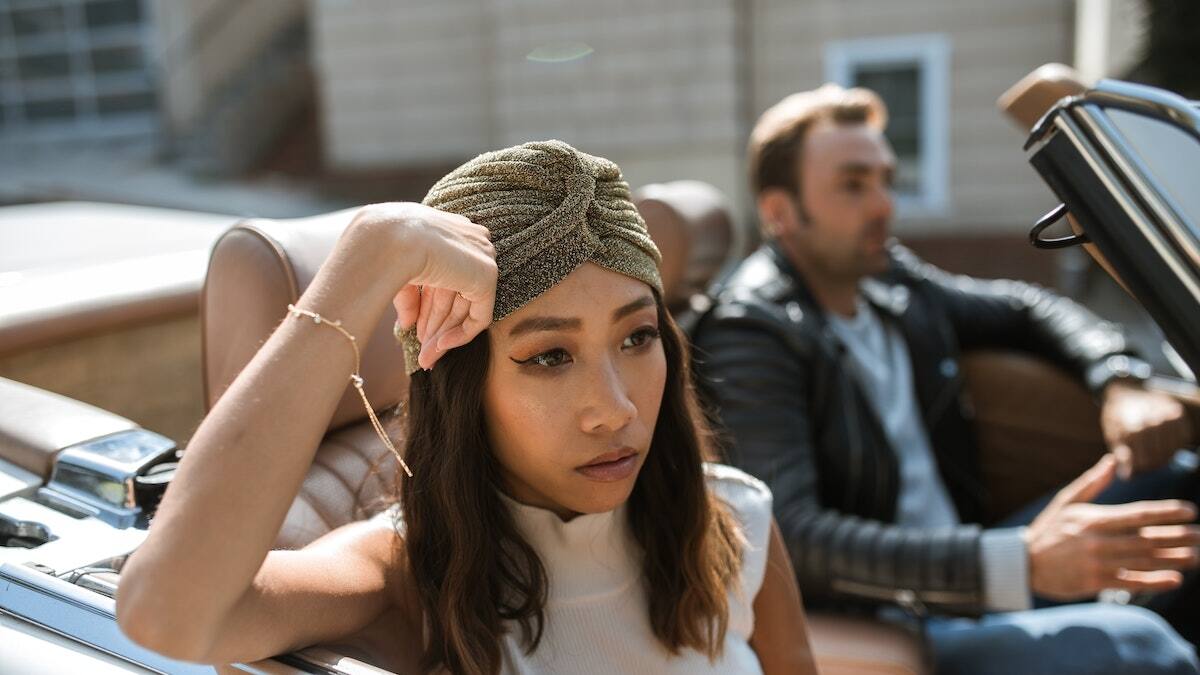 Venus cuadratura a Saturno: ¿Qué límites pones en tus relaciones y también a ti mismo?