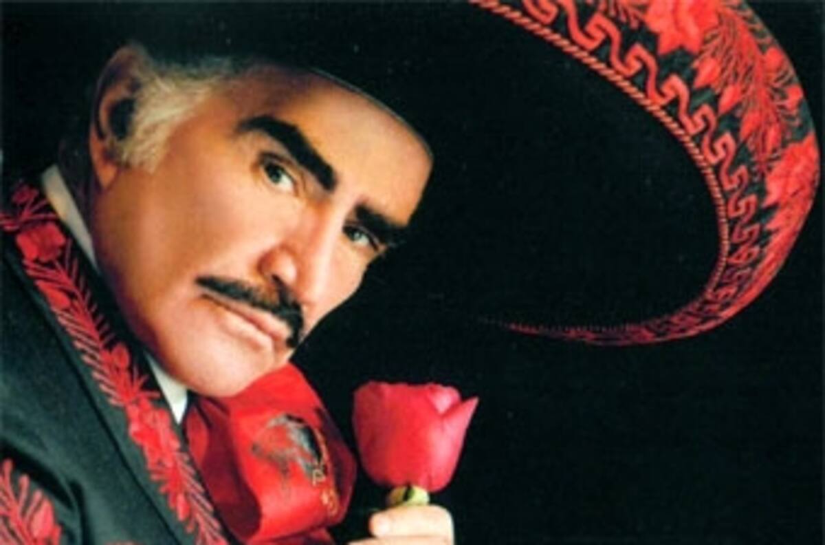 Familia de Vicente Fernández recibió esta millonaria cantidad de Netflix por su bioserie