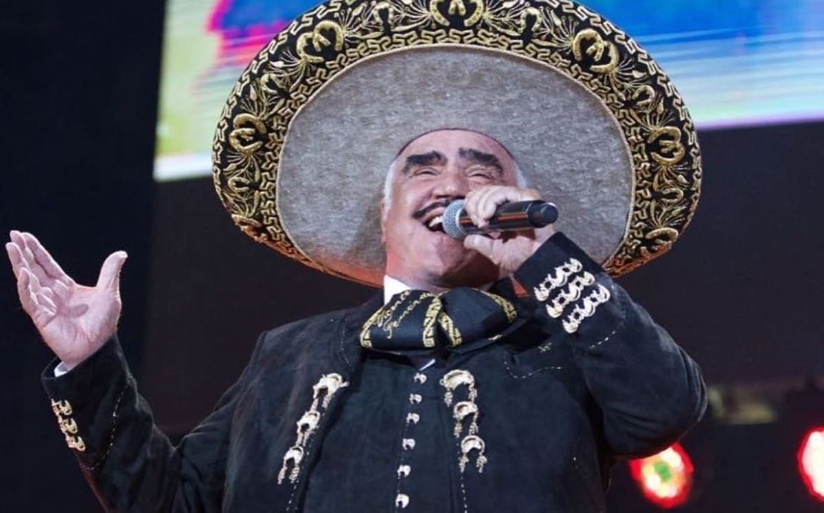 Vicente Fernández Desde el pasado 8 de agosto esta hospitalizado - Créditos: Instagram: @_vicentefdez