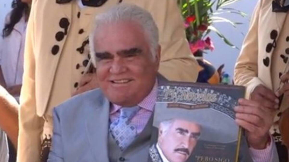 Vicente Fernández no padece el síndrome de Guillain-Barré que afecte su sistema nervioso