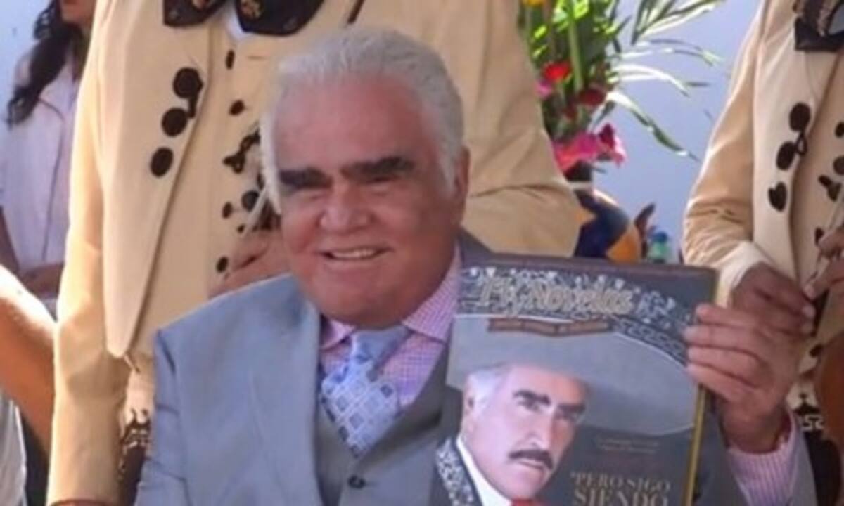 Vicente Fernández El cantante no padece el síndrome de Guillain-Barré que afecte a su sistema neurológico - Créditos: Foto de archivo
