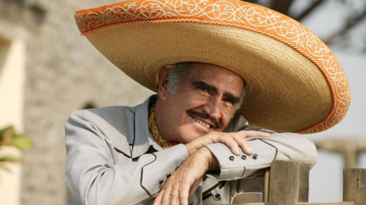 Lanzan disco póstumo de Vicente Fernández con 20 canciones inéditas