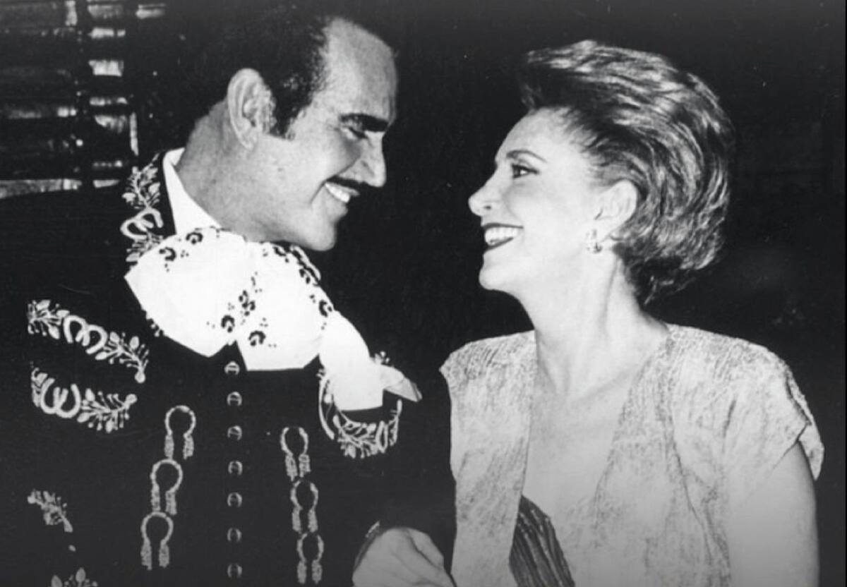 Vicente Fernández y Doña Cuquita - Créditos: instagram de @_vicentefdez