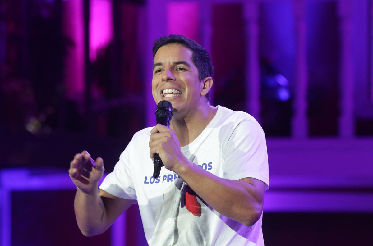 Vicho Viciani explica por qué usó una polera de Los Prisioneros en el Festival del Huaso de Olmué