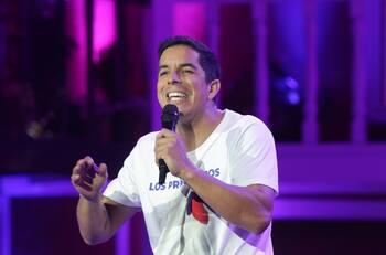 Vicho Viciani explica por qué usó una polera de Los Prisioneros en el Festival del Huaso de Olmué