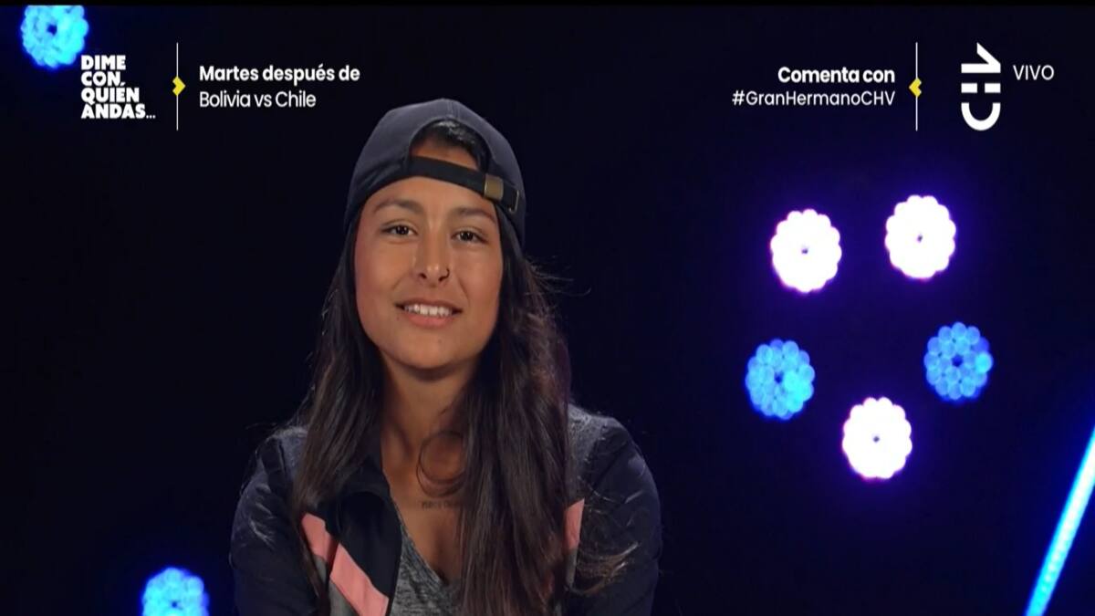 Lloró de emoción: El increíble y costoso regalo que recibió Viviana Acevedo de una fan