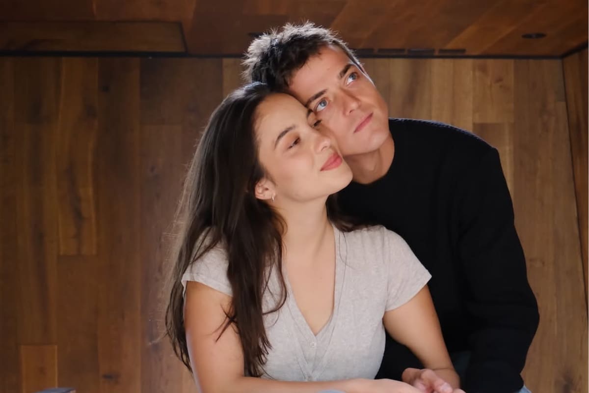 La pareja anunció importante paso en su relación.