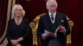 Camilla Parker obliga al Rey Carlos III a descansar ya que es adicto al trabajo